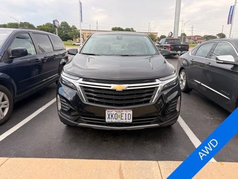 Used 2024 Chevrolet Equinox LT w/ LPO, Cargo Package AWD/4WD image 2