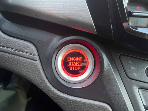 Used 2020 Honda Odyssey EX image 27