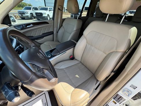 Used 2016 Mercedes-Benz GL 450 4MATIC image 26