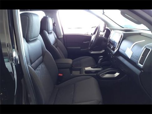 New 2025 Nissan Frontier SV image 6