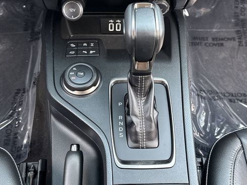 Used 2019 Ford Ranger Lariat w/ Equipment Group 501A Mid AWD/4WD image 6