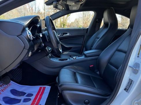 Used 2018 Mercedes-Benz CLA 250 4MATIC image 11