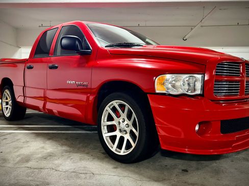 Used 2005 Dodge Ram 1500 Truck 2WD Quad Cab image 5