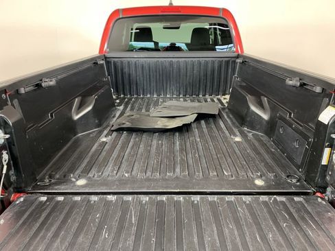 Used 2022 Toyota Tacoma SR RWD image 13
