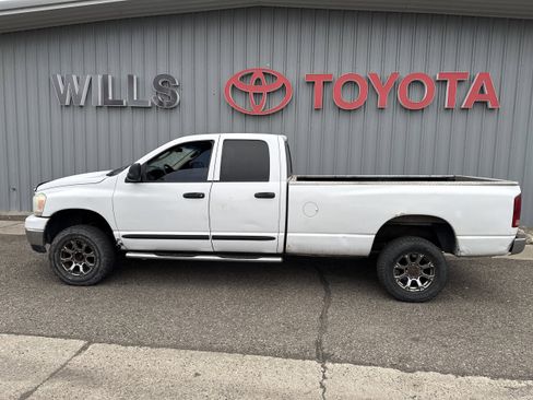 Used 2006 Dodge Ram 2500 Truck SLT w/ Quad Cab Big Horn Value Group image 10
