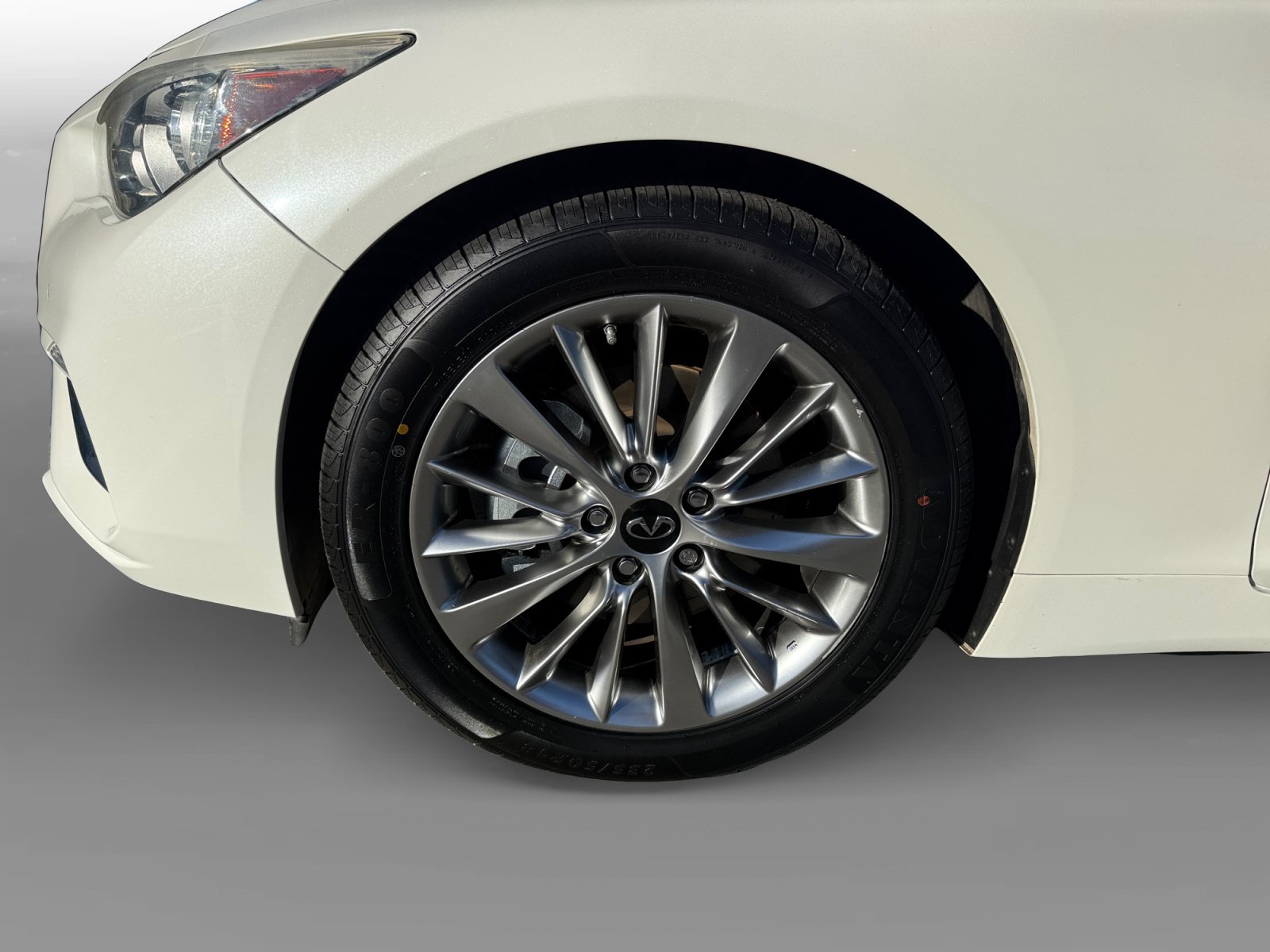 Used 2023 INFINITI Q50 Luxe RWD image 9