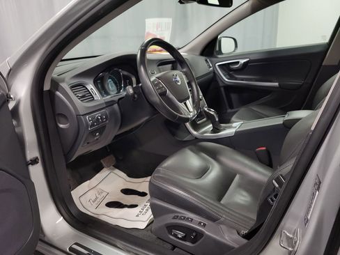 Used 2015 Volvo S60 T5 Premier image 13