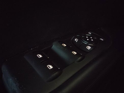Used 2018 Lincoln MKZ Select w/ Select Plus Package FWD image 27