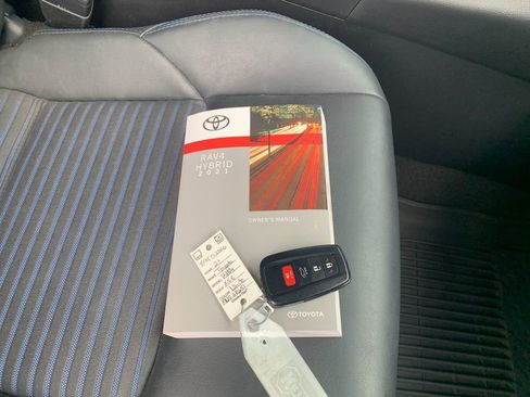 Used 2021 Toyota RAV4 XSE w/ XSE Grade Weather Package image 9