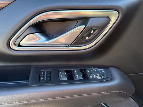 Certified 2024 Chevrolet Tahoe High Country w/ Advanced Technology Package image 16