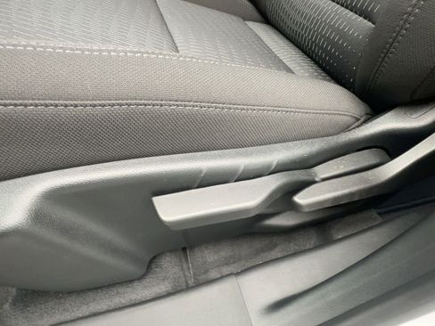 New 2026 Chevrolet Equinox LT image 14