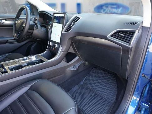 Certified 2024 Ford Edge SEL w/ Convenience Package AWD/4WD image 29