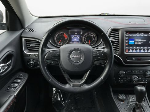 Used 2020 Jeep Cherokee Trailhawk w/ Cold Weather Group image 12