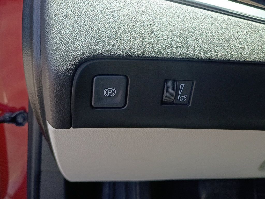 Used 2023 Buick Enclave Essence w/ Sport Touring Edition FWD image 25