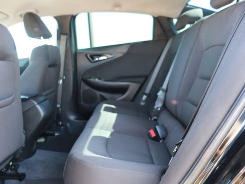 Used 2022 Chevrolet Malibu LS FWD image 12