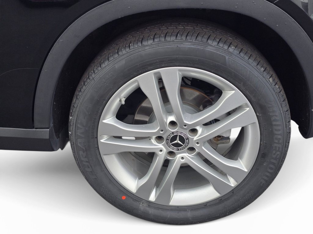 Used 2018 Mercedes-Benz GLA 250 4MATIC image 21