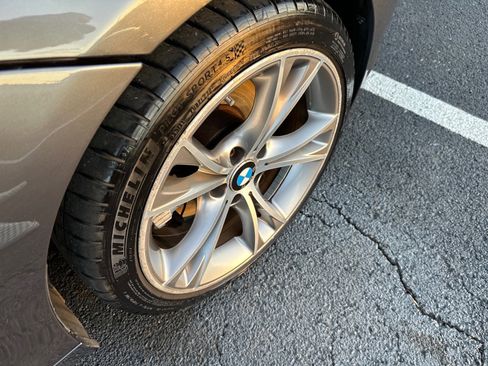 Used 2015 BMW Z4 sDrive35i image 9