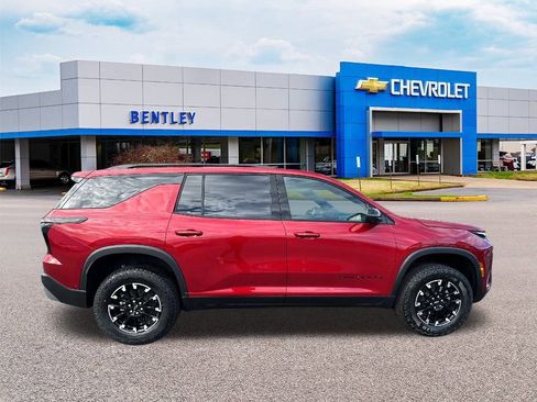 New 2026 Chevrolet Traverse Z71 w/ Enhanced Driving Package image 6