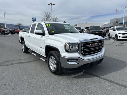Used 2017 GMC Sierra 1500 SLE w/ SLE Value Package