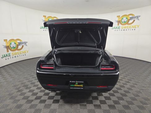 Used 2022 Dodge Challenger R/T RWD image 31