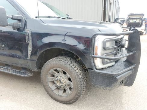 Used 2024 Ford F250 XL w/ STX Appearance Package AWD/4WD image 10