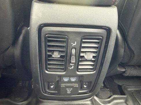 Used 2023 Dodge Durango R/T AWD/4WD image 24