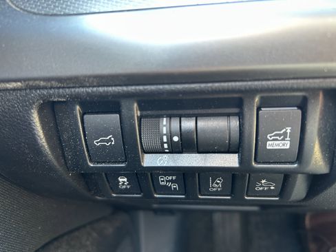 Used 2019 Subaru Outback 2.5i Premium image 19