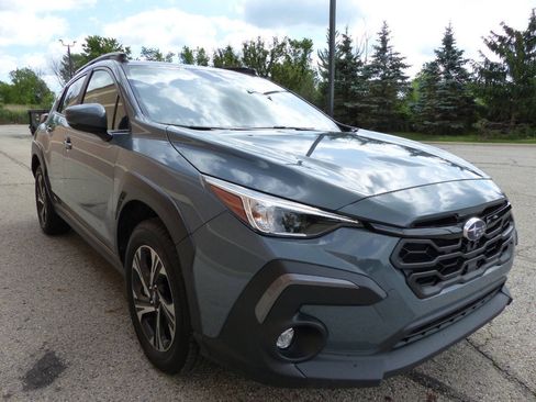 Used 2025 Subaru Crosstrek 2.5i Premium AWD/4WD image 11