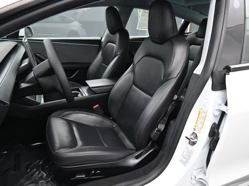 Used 2024 Tesla Model 3 Standard Range RWD image 15
