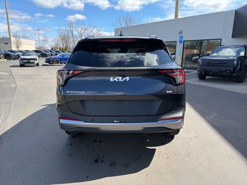 New 2026 Kia Sportage EX image 7