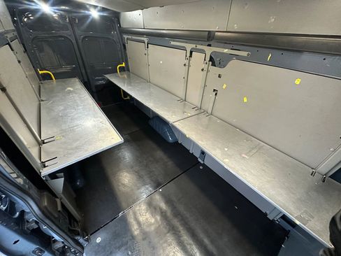 Used 2020 Ford Transit 250 148 High Roof Extended image 24