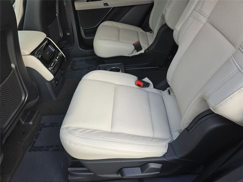New 2026 Lincoln Aviator Reserve RWD image 12