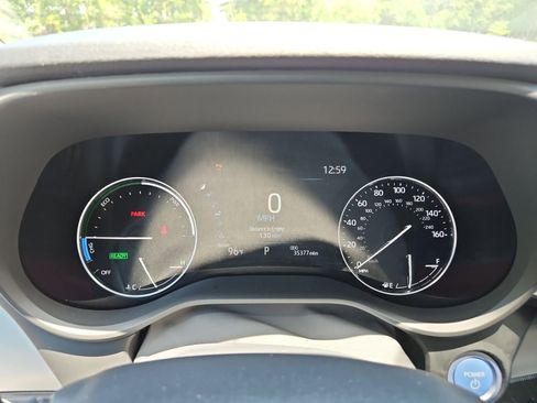 Used 2023 Toyota Sienna Limited AWD/4WD image 24