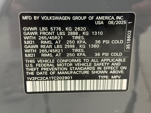 Used 2026 Volkswagen Atlas Cross Sport SEL Premium R-Line AWD/4WD image 11