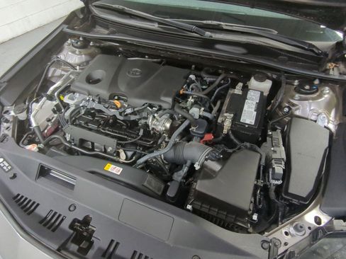 Used 2022 Toyota Camry SE image 22