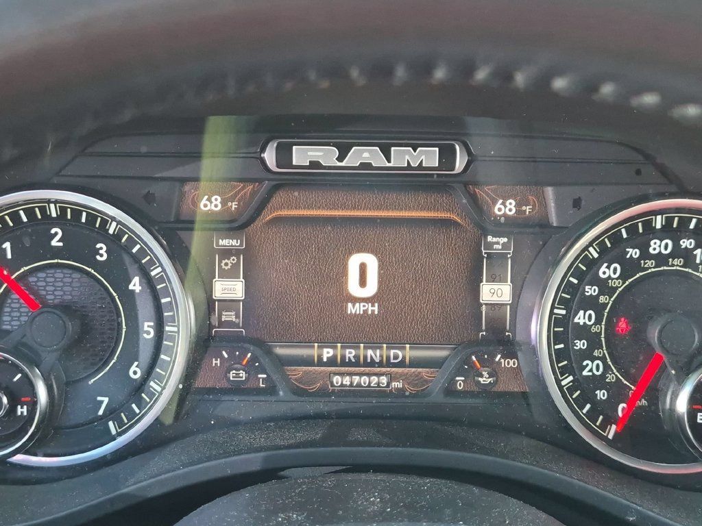 Used 2023 RAM 1500 Laramie AWD/4WD image 11