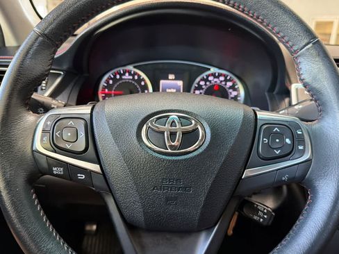 Used 2017 Toyota Camry SE FWD image 22