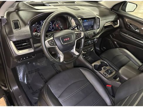 Used 2024 GMC Terrain Denali w/ Denali Premium Package AWD/4WD image 19