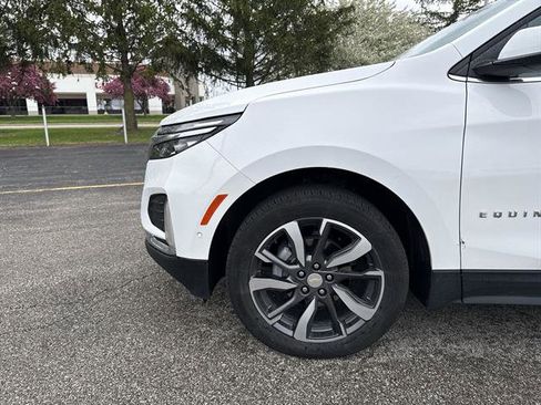 Used 2024 Chevrolet Equinox Premier AWD/4WD image 19