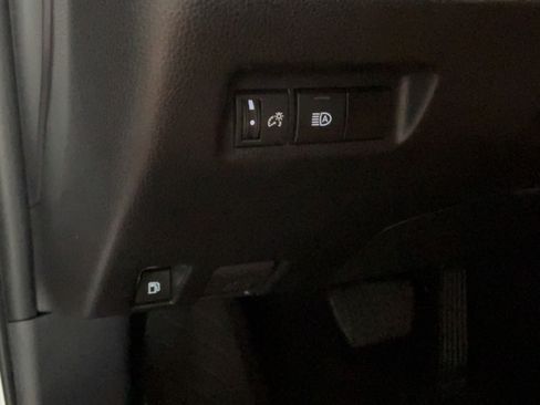 Certified 2025 Toyota RAV4 XLE AWD/4WD image 19