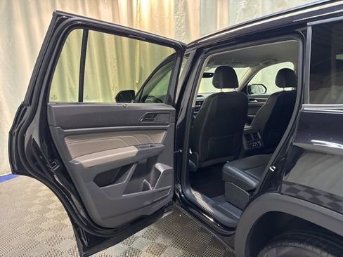 Certified 2021 Volkswagen Atlas SE image 27