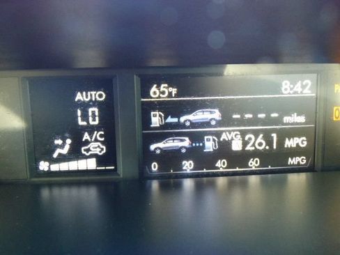 Used 2018 Subaru Forester 2.5i Premium w/ Popular Package #2A AWD/4WD image 26
