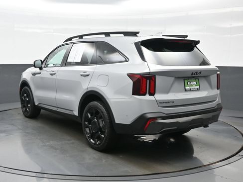 Used 2025 Kia Sorento SX AWD/4WD image 5
