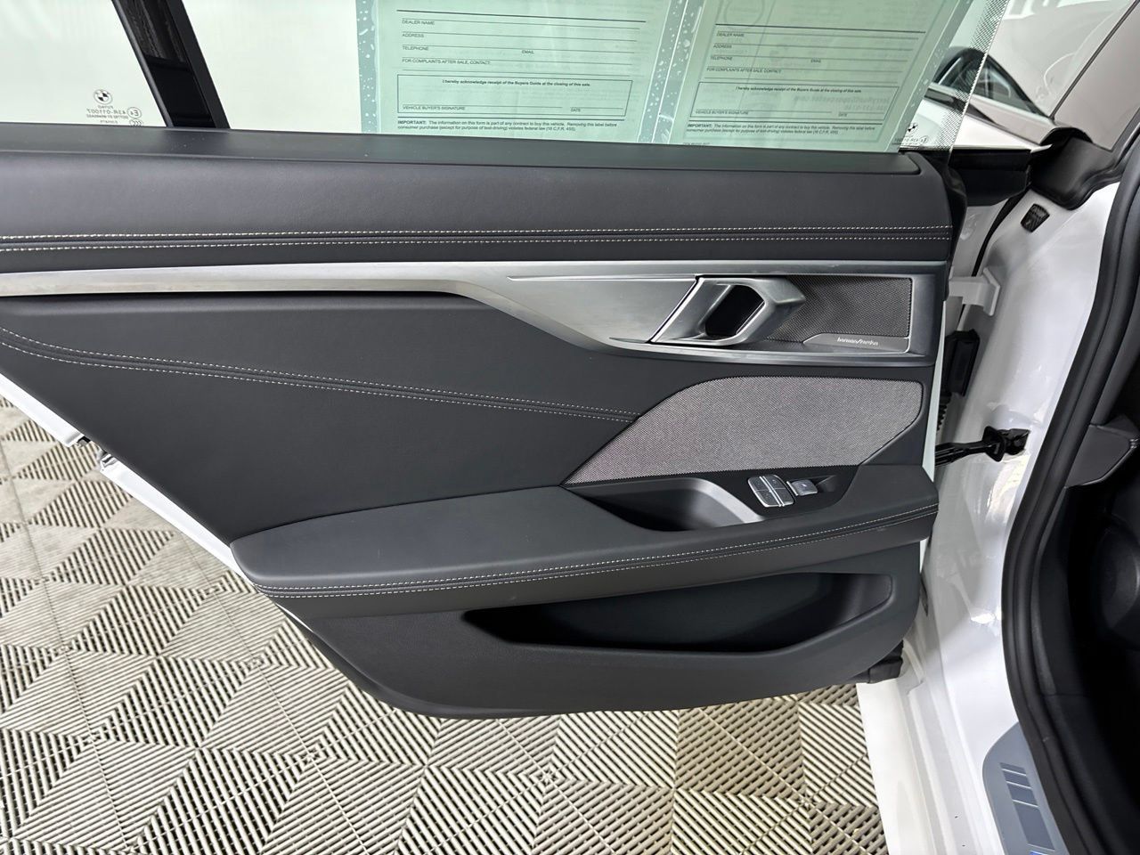 Used 2025 BMW 840i w/ Driving Assistance Package RWD image 28