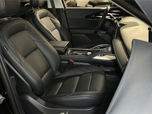 New 2026 Lincoln Nautilus Premier image 8