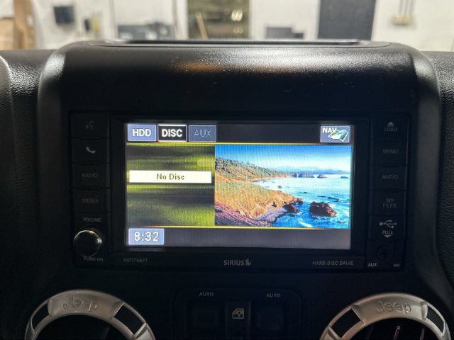 Used 2014 Jeep Wrangler Unlimited Sahara w/ Mopar Chrome Edition Group AWD/4WD image 24