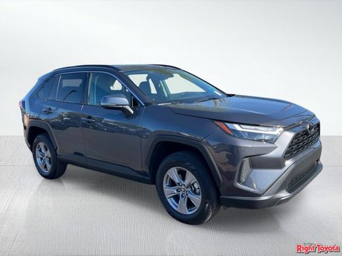 Certified 2025 Toyota RAV4 XLE AWD/4WD image 9