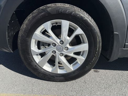 Used 2019 Hyundai Tucson Value AWD/4WD image 11