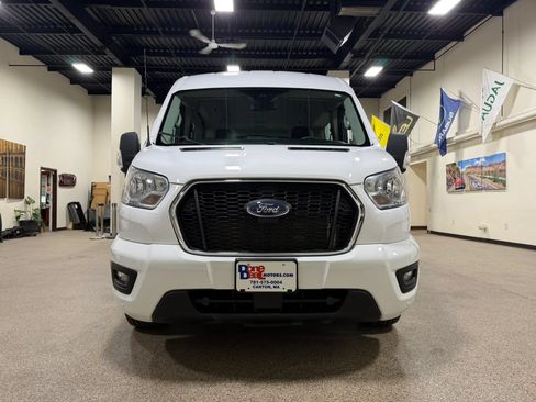 Used 2022 Ford Transit 350 XLT RWD image 3