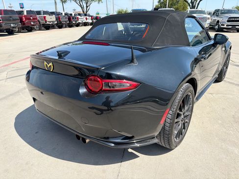 Used 2023 MAZDA MX-5 Miata Club w/ Brembo/BBS Recaro Package RWD image 3